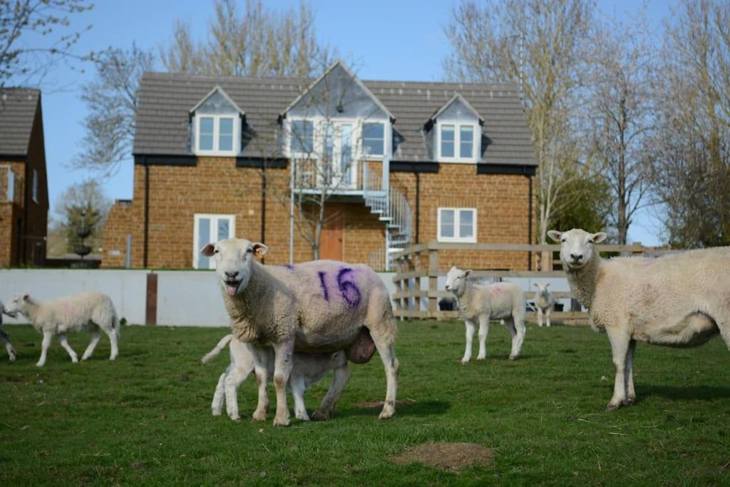 Field View Vila Braunston  Exterior foto